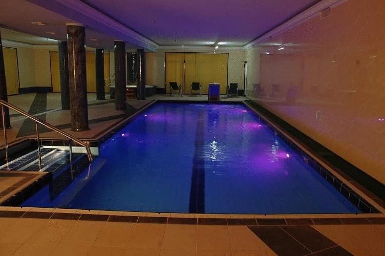 Hotel Dobosz Police Exteriér fotografie