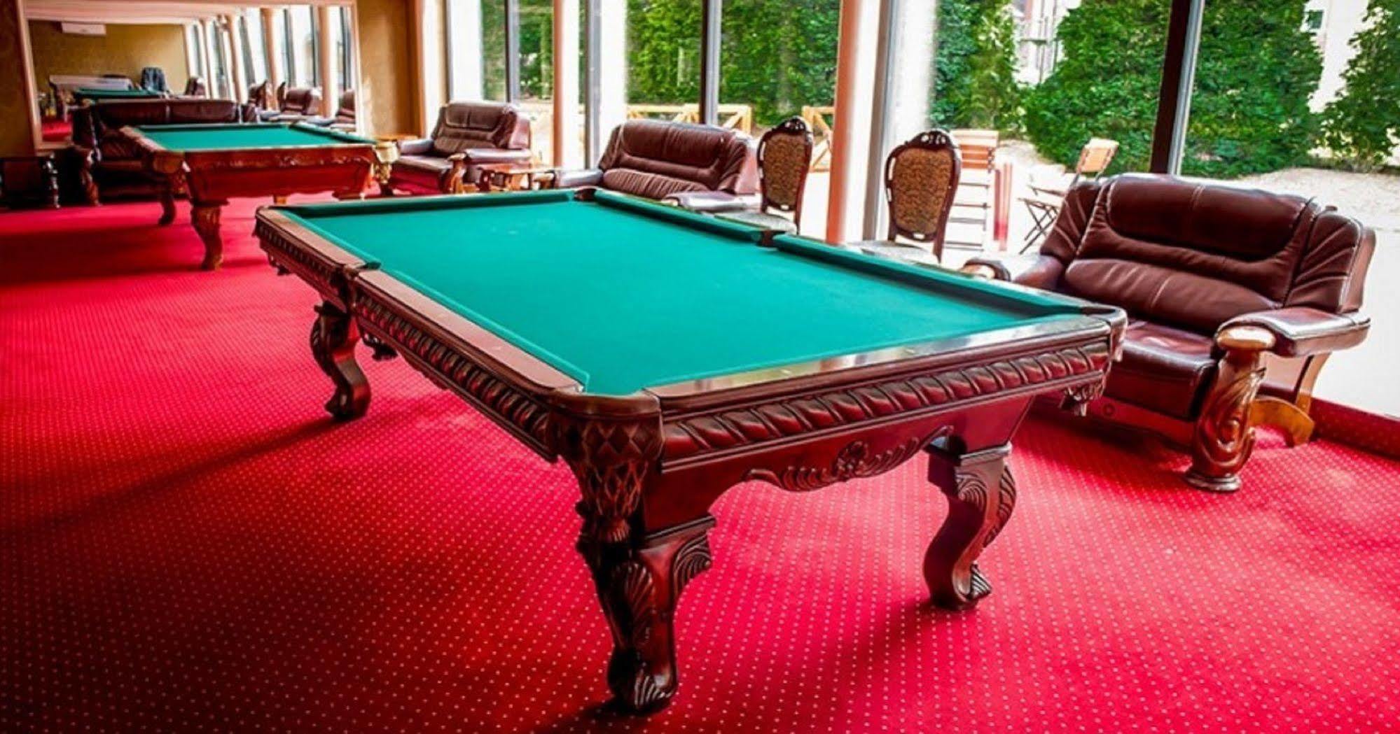 Hotel Dobosz Police Exteriér fotografie